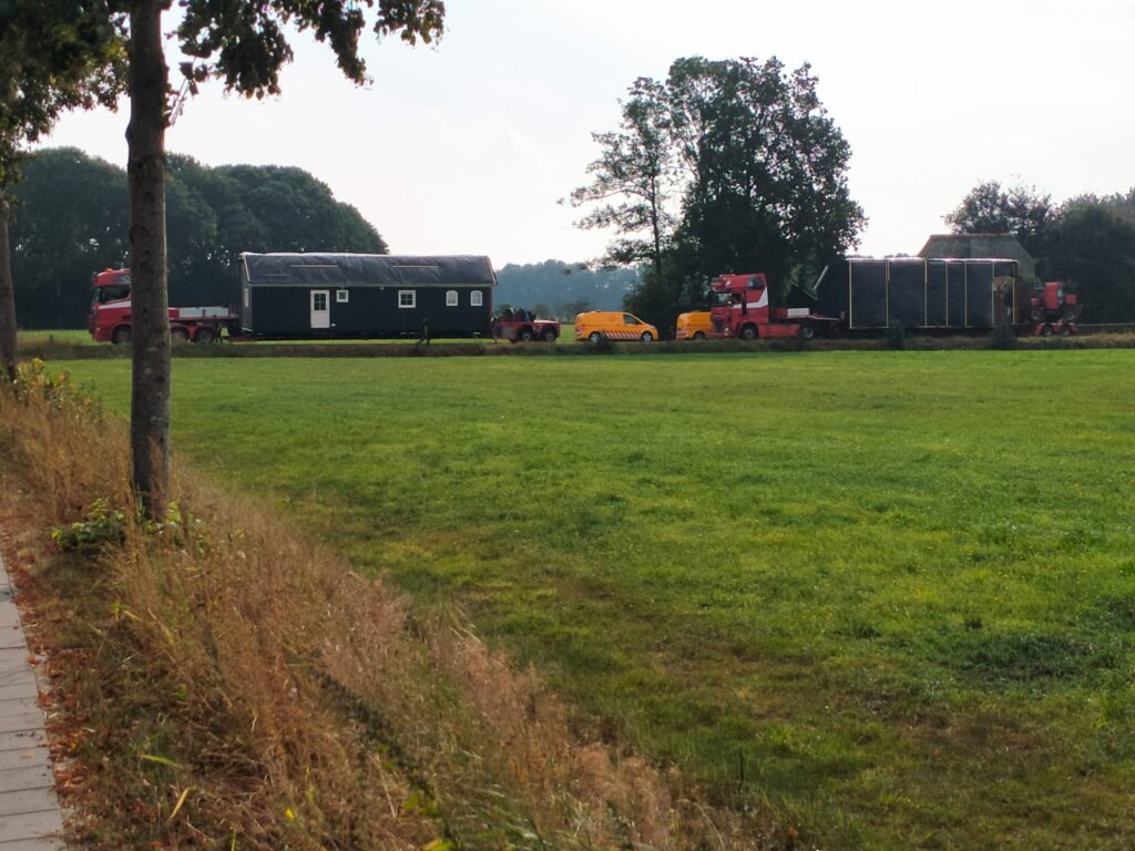 12dd0d98-6e2c-40a4-a925-43bef3bb8f6c