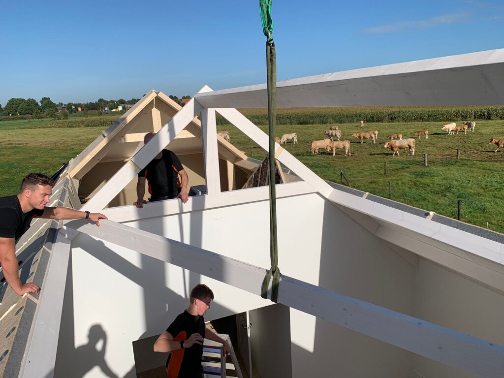 c185127a-1b14-4dfe-8f64-6b6d68281455